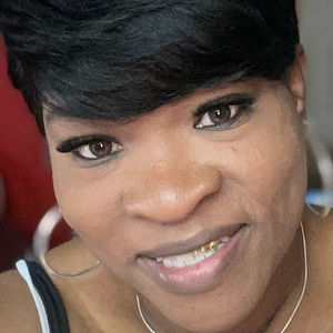 Meet your Posher, Kimberly